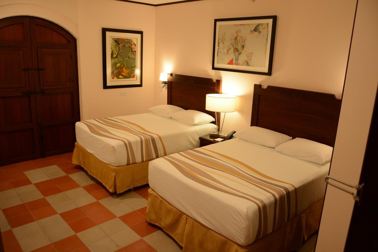 Hotel La Recoleccion Leon Exterior photo